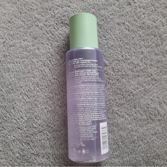 Clinique Purple Toner Skincare Essential - Picture 3 of 3